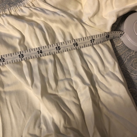 NWT Saint Mojavi Caprice Cream Off the Shoulder Ruffle Dress Size Medium - Picture 9 of 10